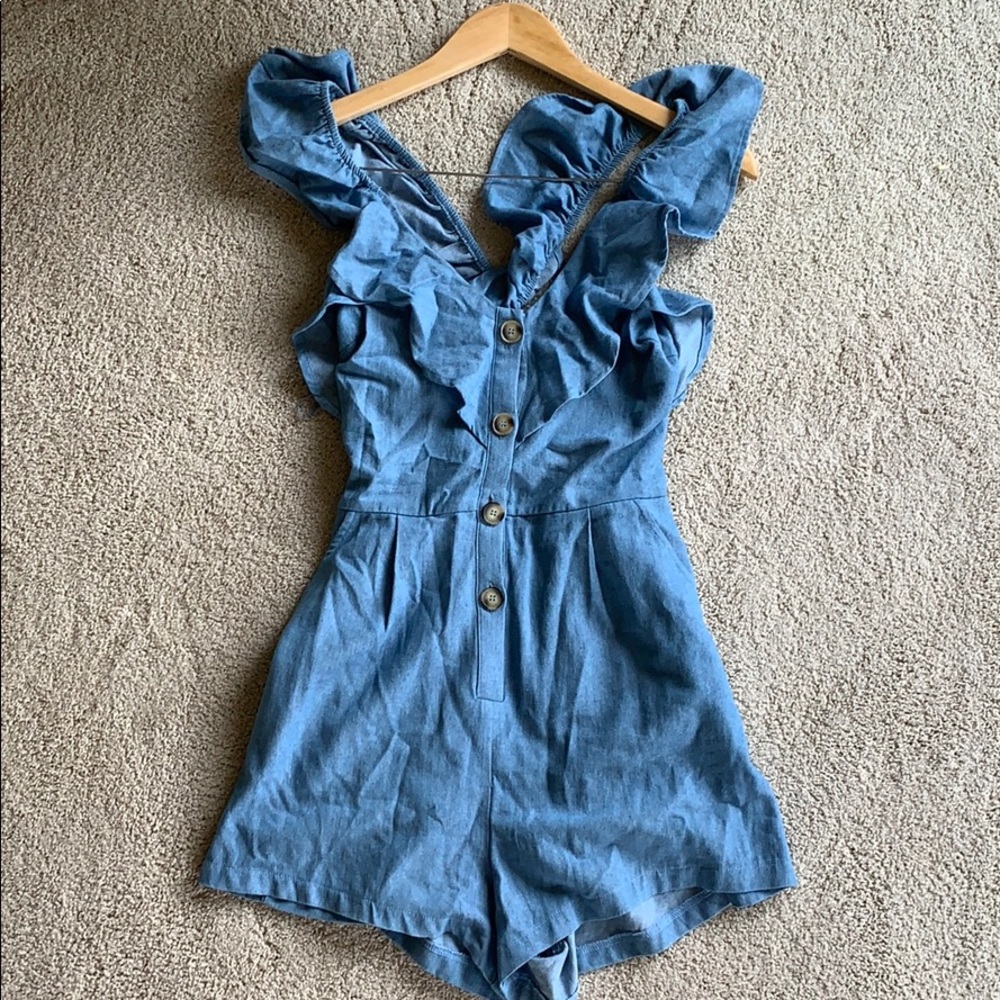 Lush ruffle romper